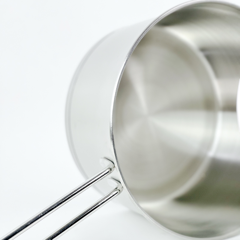 كسرولة استانلس استيل بغطاء ويد لسهولة الحمل  - مقاس 20سم - 2.50 لتر