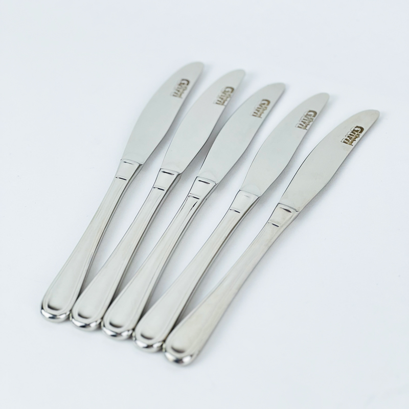 طقم سكاكين عشاء 12 قطعة استانليس ستيل باللون الفضي