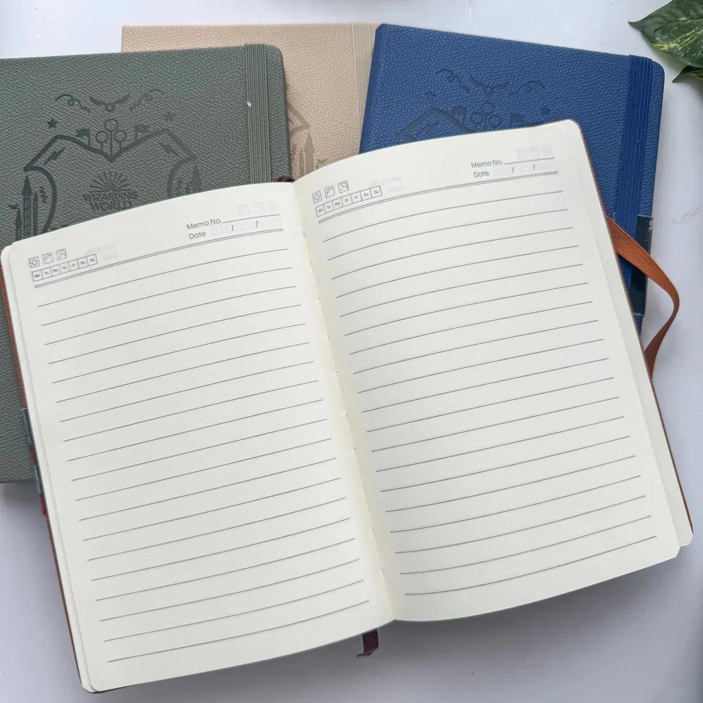 نوت بوك هاري بوتر المستوحاة من هوجورتس