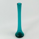 فازة ورد شيك طويلة باللون الأخضر لتجديد ديكور البيت