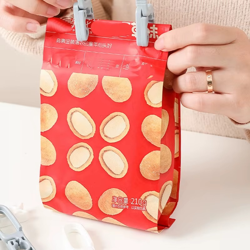 مشابك بلاستيك لنشر الغسيل _ 6 قطع