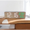 ساعة ديجيتال بمنبه وشاشة عرض للوقت ودرجة الحرارة