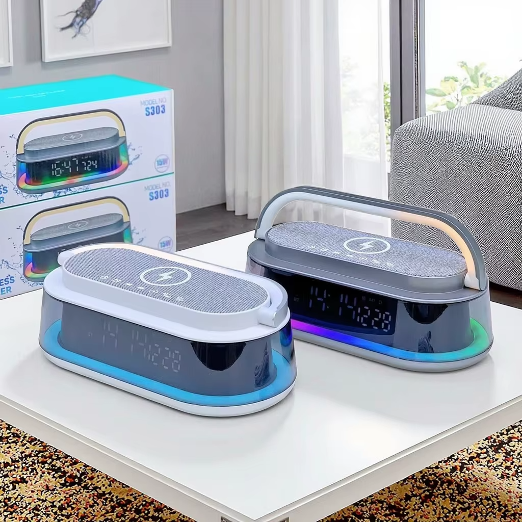 شاحن لاسلكي 6 * 1 مع سبيكر بلوتوث وساعة ومنبه وراديو بقوة بإضاءة ليد