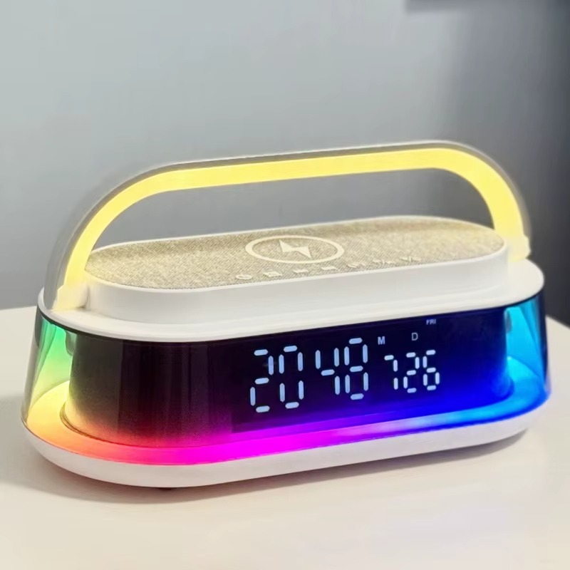 شاحن لاسلكي 6 * 1 مع سبيكر بلوتوث وساعة ومنبه وراديو بقوة بإضاءة ليد