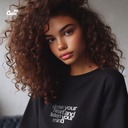 Close Your Heart and Listen Your Mind كروب توب اوفر سايز باللون الاسود