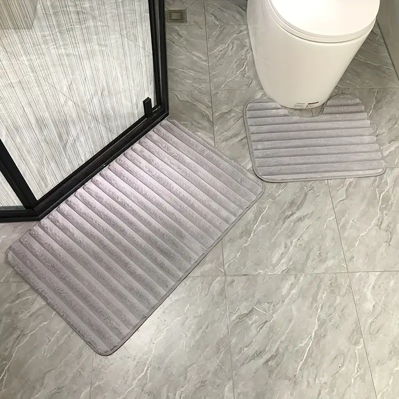 طقم دواسات قطيفة ناعم لارضيات الحمام باللون الرمادي - قطعتين