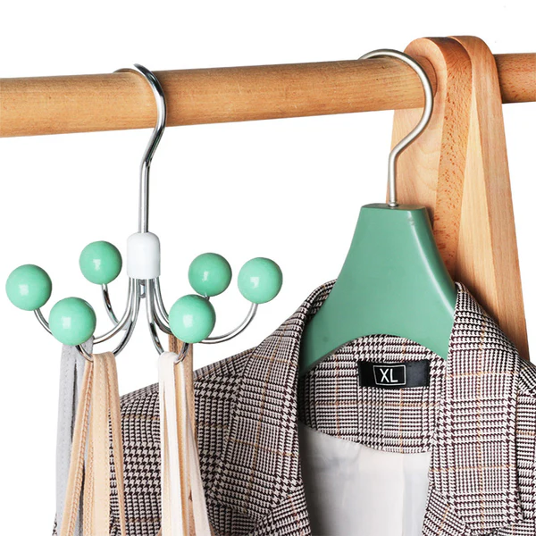 شماعة دوارة 360 درجة ب 6 هوك خشب  لتعليق الملابس والشنط  لتوفير مساحة داخل الدواليب