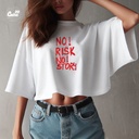 No Risk No Story كروب توب اوفر سايز باللون الابيض