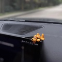 إكسسوار بتصميم بلوتو لتزين تابلوه السيارة