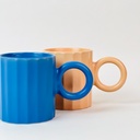 مج بورسلين بتصميم مضلع ويد دائرية لتناول النسكافيه 300 ملي