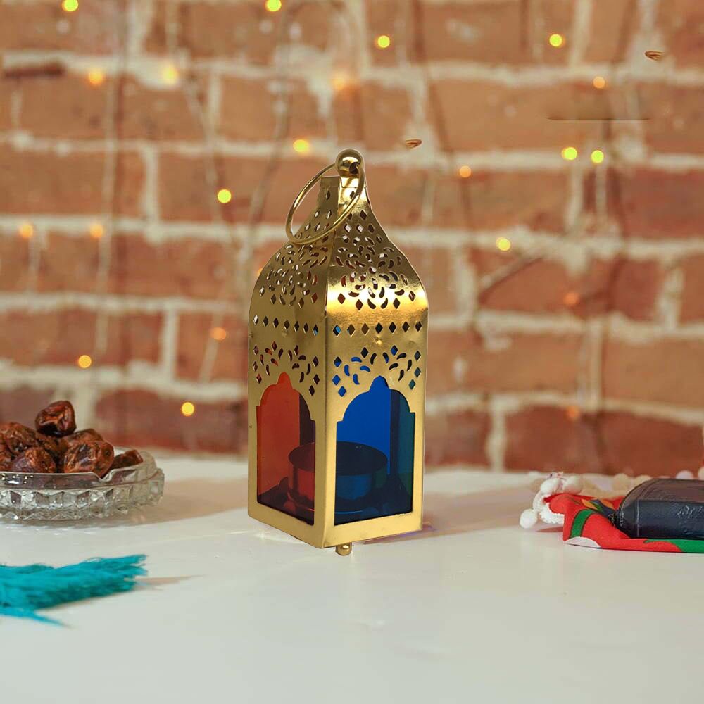فانوس رمضان شمعة ذهبي مزخرف بزجاج ملون