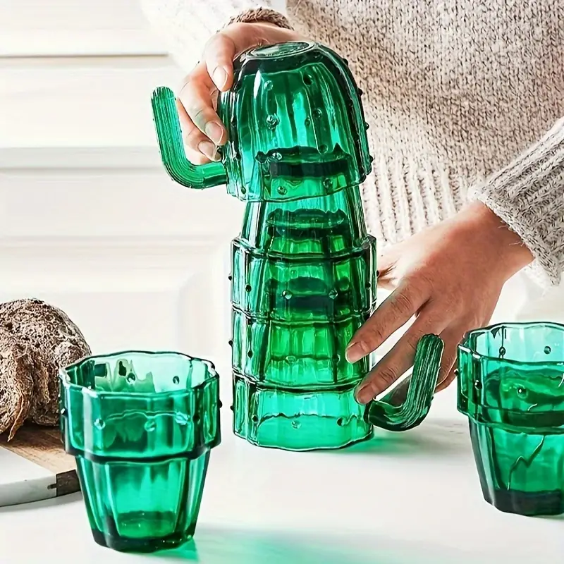 طقم كوبايات صبار 4 قطع زجاج مطلي باللون الأخضر لشرب وتقديم المشروبات الساخنة والباردة