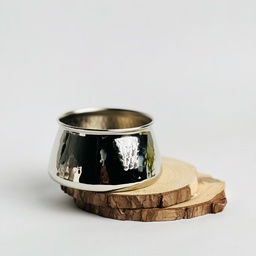 [HH00017862] وعاء حامل شموع من النحاس مزخرف للديكور باللون الفضي- 5 * 9 سم